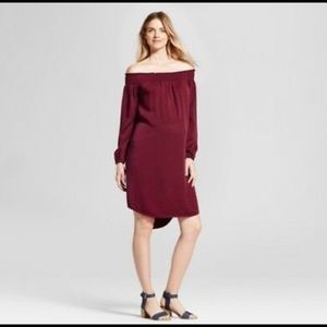 Isabel Maternity Off-the Shoulder Dress